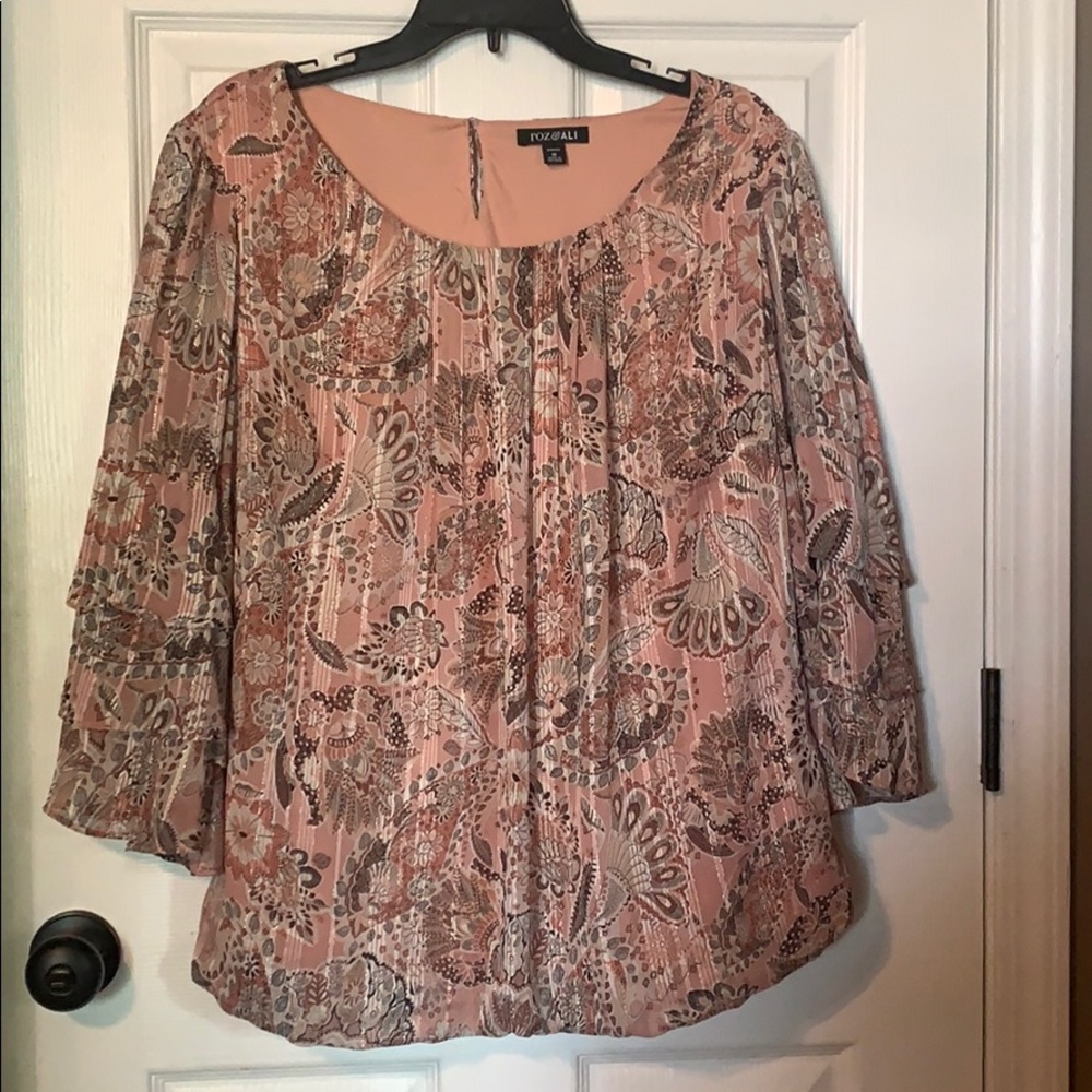 Woman’s blouse